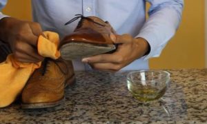 Shine Your Shoes With Lemon Juice and Olive Oil